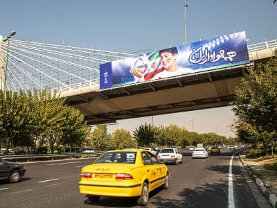 بیلبورد اتوبان شیخ فضل الله، پل کابلی برج میلاد، مسیر شمال به جنوب